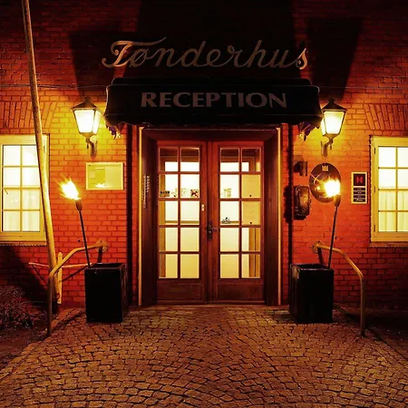 Birkso Tonderhus 酒店 岑讷